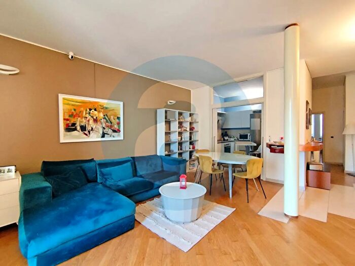 Appartamento trilocale in affitto in Via Dante Alighieri, Bari