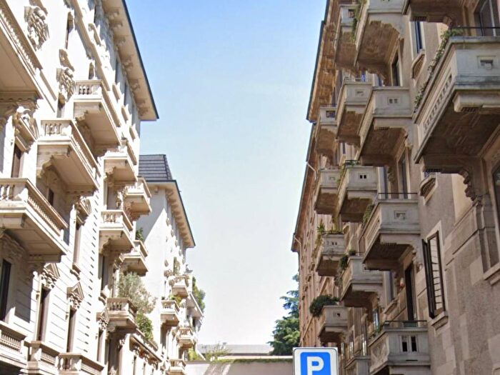 Appartamento bilocale in affitto in Via Legnano, Moscova, Milano