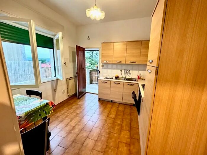 Appartamento trilocale in vendita in Via Grossetana, Siena