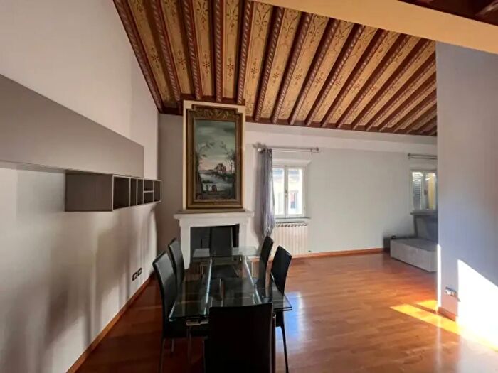 Appartamento con 5 locali in vendita in Via Mascherella, Modena
