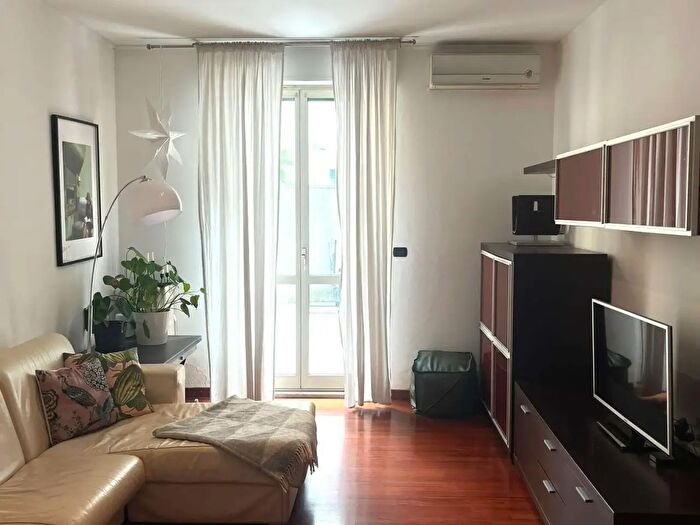 Appartamento bilocale in affitto in Via Meda, Milano