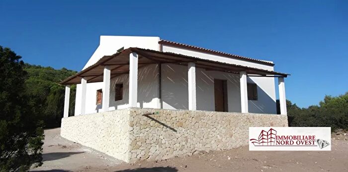 Casa con 6 locali in vendita in Punta delle Oche, Carloforte