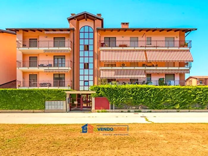 Appartamento trilocale in vendita in Via Arpinio, Carmagnola