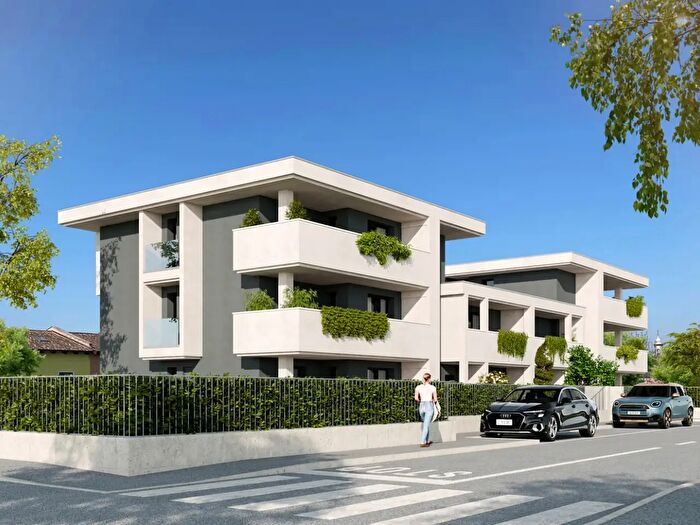 Appartamento con 5 locali in vendita in Via Papa Giovanni II, Scarnafigi
