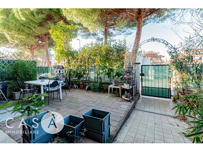 Casa con 5 locali in vendita in Cesenatico