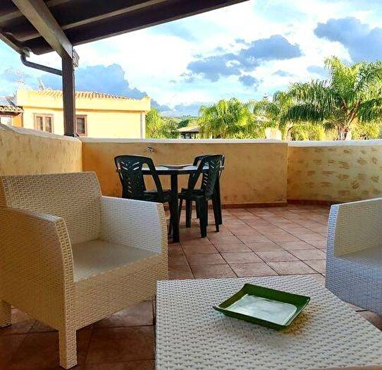 Casa trilocale in affitto in Contrada Pistavecchia, Campofelice di Roccella