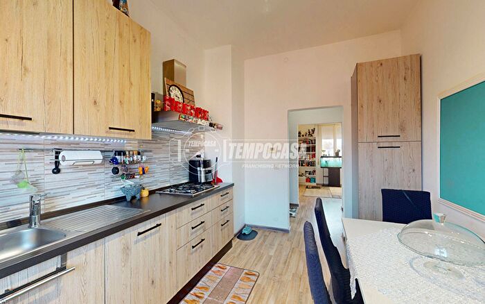 Case in Vendita e in Affitto - 3