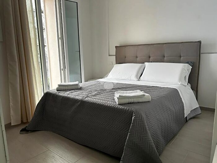 Casa quadrilocale in vendita in Via Tiberio, Rimini