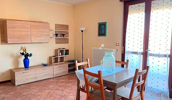 Appartamento trilocale in vendita in Strada Maggio, San Polo, Torrile