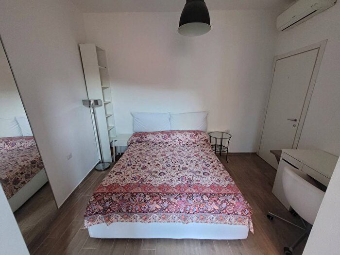 Appartamento bilocale in affitto in Via Ludovico Lazzaro Zamenhof, Corso San Gottardo, Milano