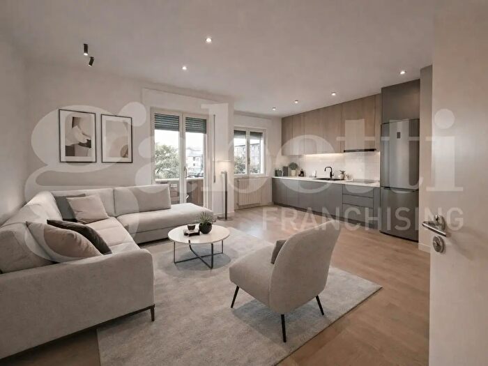 Appartamento quadrilocale in vendita in Via Alcide De Gasperi, Mosciano SantAngelo