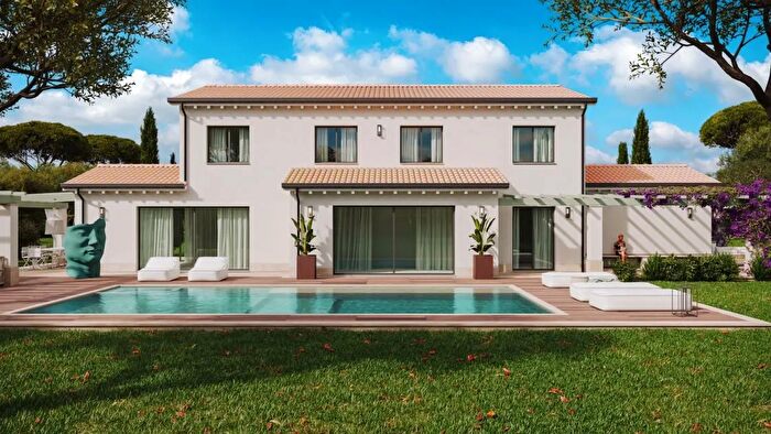 Casa con 6 locali in vendita in Via Ammiraglio Morin a, Forte Dei Marmi