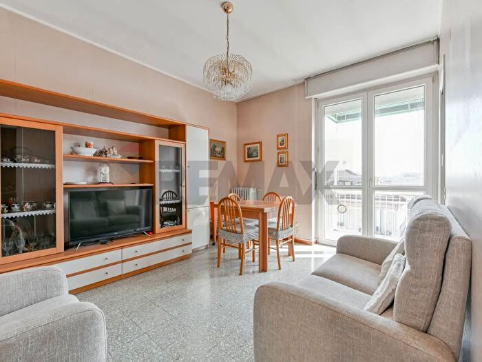 Appartamento bilocale in vendita in Via Farini, Milano