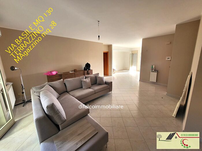 Appartamento con 7 locali in vendita in Via Ernesto Basile, Porto Empedocle