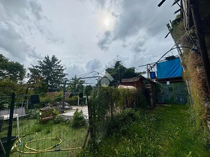 Appartamento con 10 locali in vendita in Salita per Comago, SantOlcese