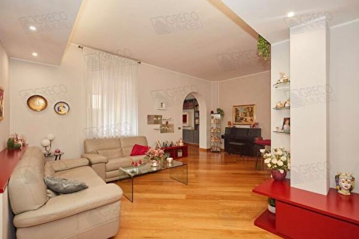 Appartamento con 6 locali in vendita in Via Paulucci di Calbioli Fulcieri, Milano