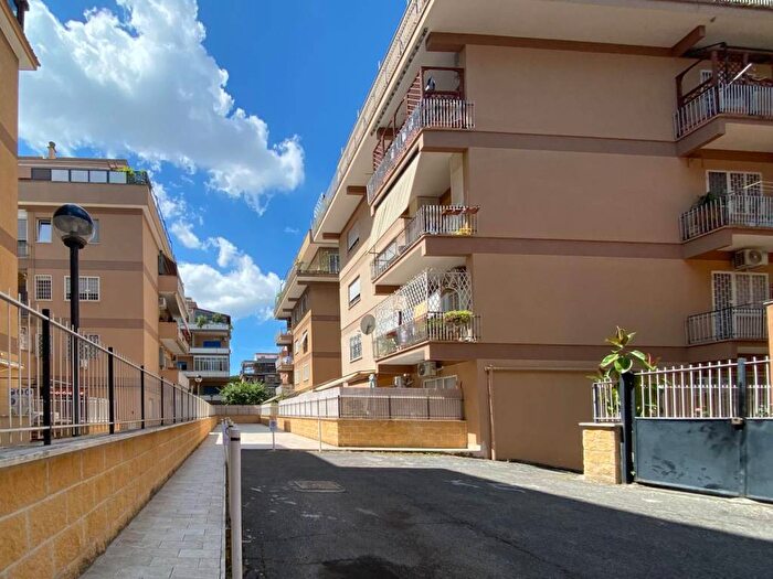 Appartamento bilocale in affitto in Via Simone Mosca, Torrevecchia, Roma