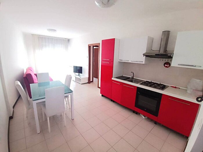 Appartamento bilocale in affitto in Via Angeli, Centro, Adria