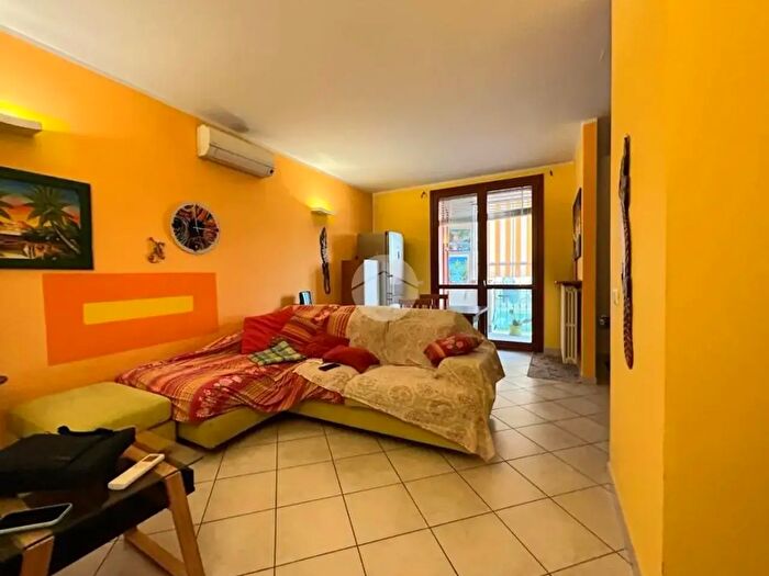 Appartamento quadrilocale in vendita in Via Giosue Carducci, Borgo Virgilio