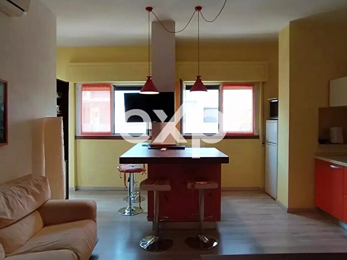 Appartamento bilocale in vendita in Via Lorenteggio, Milano
