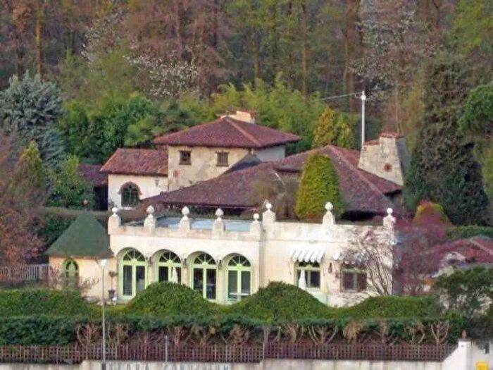 Casa con 10 locali in vendita in Strada Baldissero, Chieri