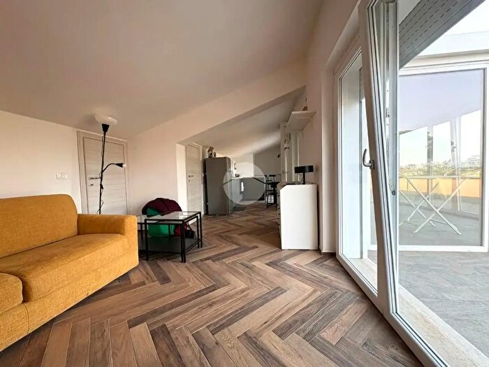 Appartamento bilocale in affitto in Via Ardeatina, Roma