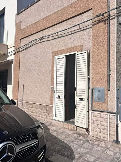 Appartamento quadrilocale in vendita in Via Giuseppe Mazzini Veglie Lecce, Veglie