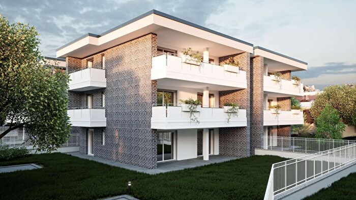 Appartamento trilocale in vendita in BovisioMasciago