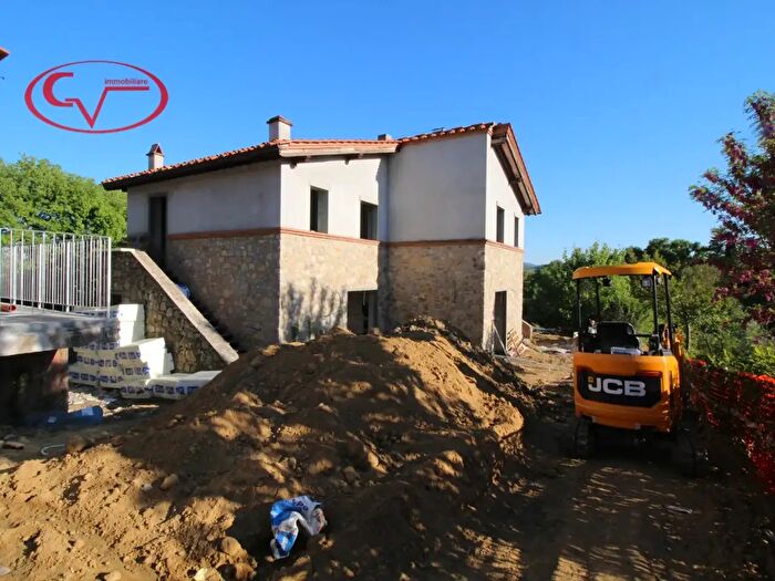 Casa con 6 locali in vendita in Piandichena, Laterina Pergine Valdarno