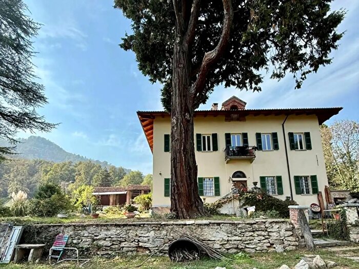 Appartamento con 5 locali in vendita in Strada Ricchiardo, Cumiana