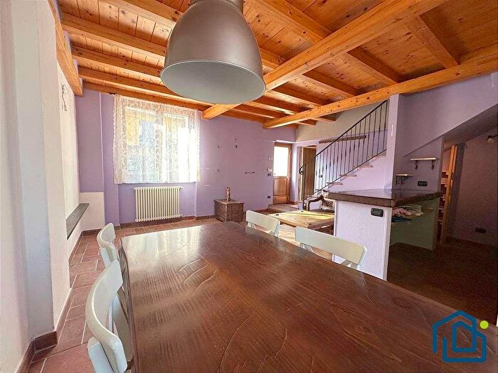 Appartamento trilocale in vendita in Via Marconi, Arluno