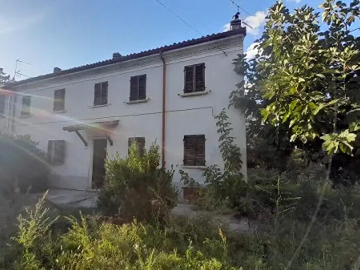 Casa quadrilocale in vendita in Via Castellaro, Torrazza Coste