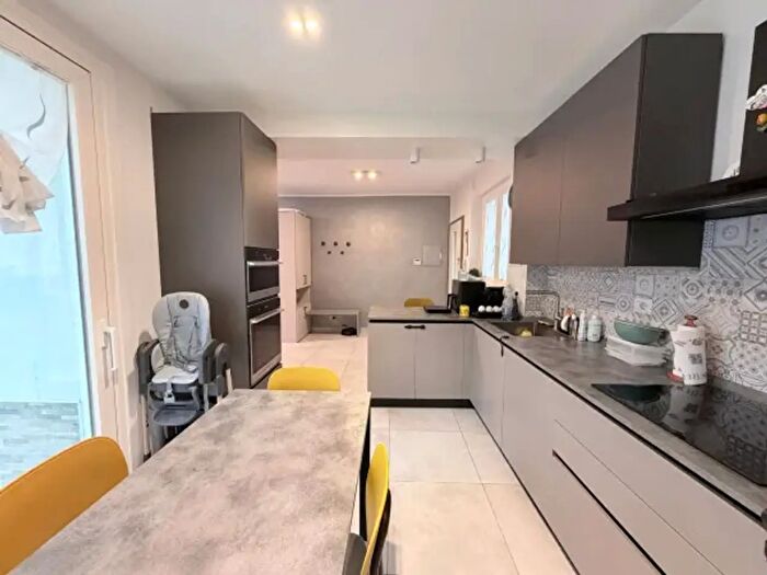 Casa con 5 locali in vendita in Via Pompilio Grandi, Asti