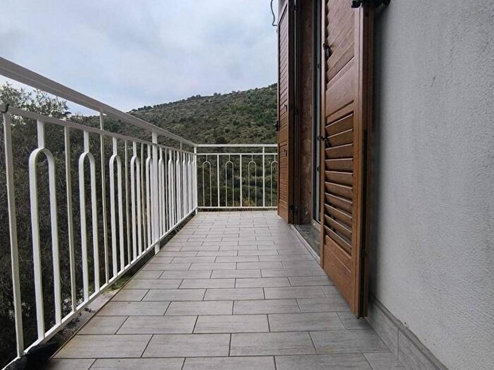 Appartamento trilocale in affitto in Via Nazionale, Case Del Conte, Montecorice