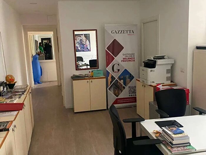 Appartamento trilocale in vendita in Via Pier Marini, Milano