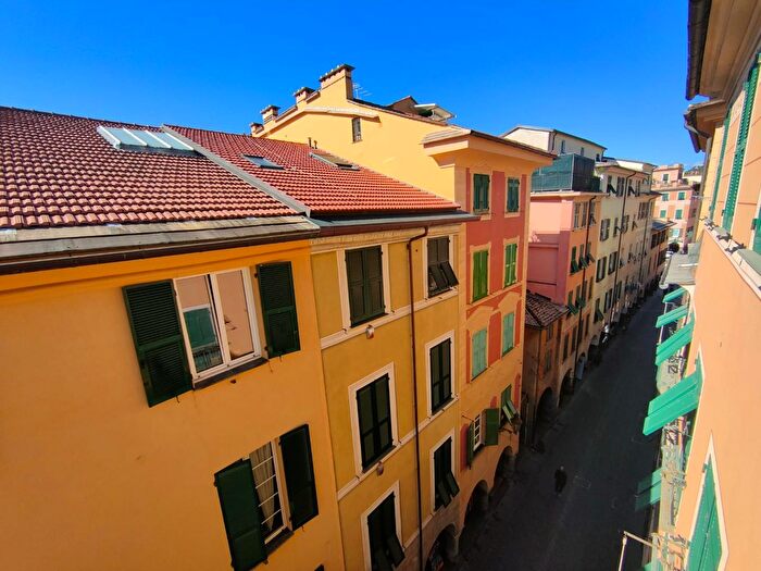 Appartamento trilocale in vendita in Chiavari