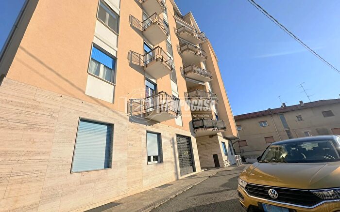 Appartamento quadrilocale in vendita in Via Dante Alighieri, Cossato