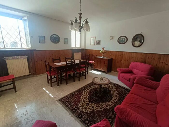 Casa in vendita in Piazza Giacomo Matteotti, Brescello
