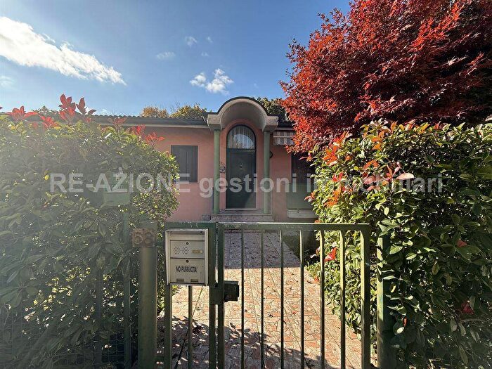 Casa con 5 locali in affitto in Via Gioberti, Centro, Costabissara