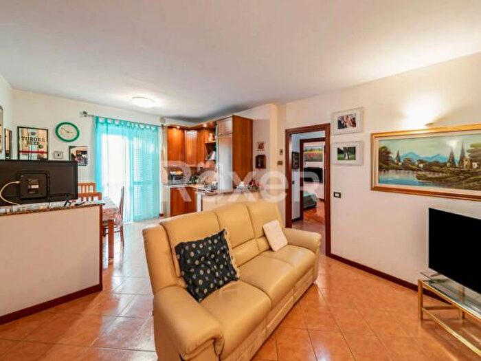 Appartamento trilocale in vendita in Via Villa Curti, Venarotta