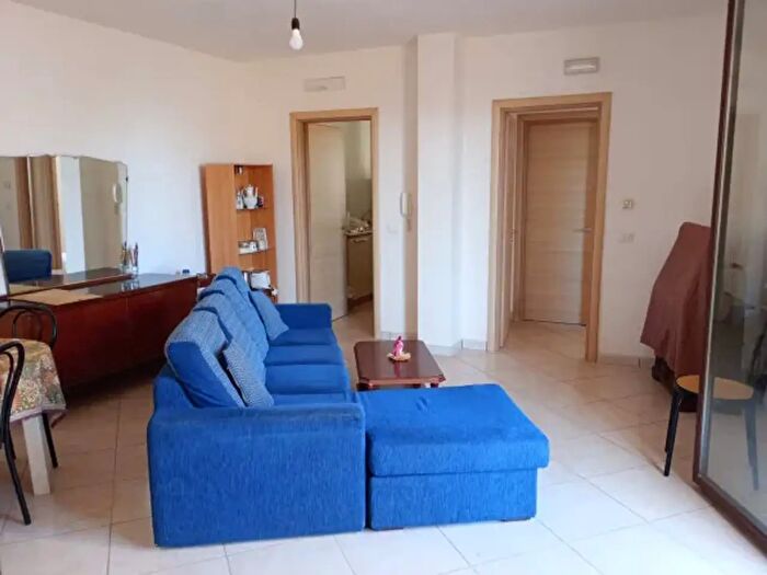 Appartamento trilocale in vendita in Via Isonzo, Uggiano La Chiesa