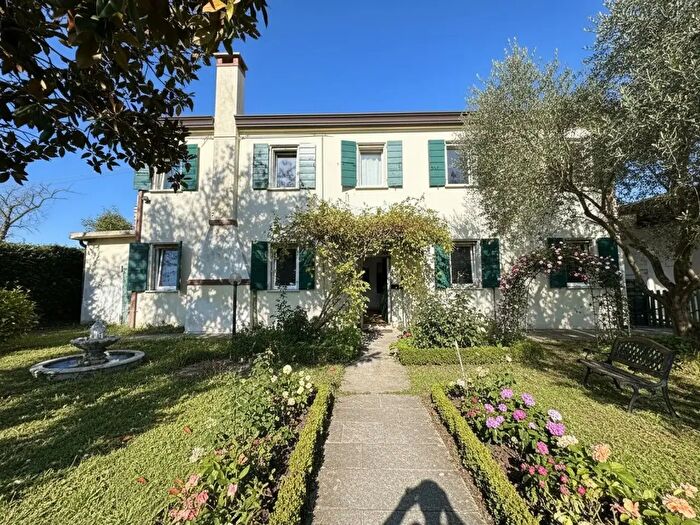 Casa con 5 locali in vendita in Papozze Via Moia, Papozze