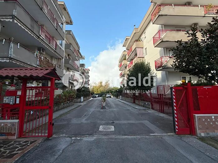 Appartamento quadrilocale in vendita in Via Gentile, Bellizzi