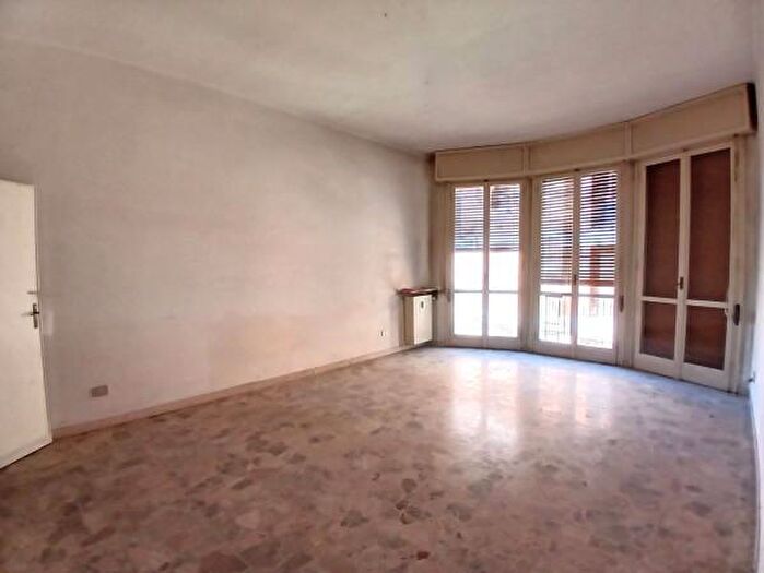 Appartamento con 5 locali in vendita in Via Luigi Gonzaga a, Guastalla