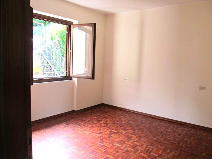 Appartamento con 5 locali in vendita in Berbenno Di Valtellina