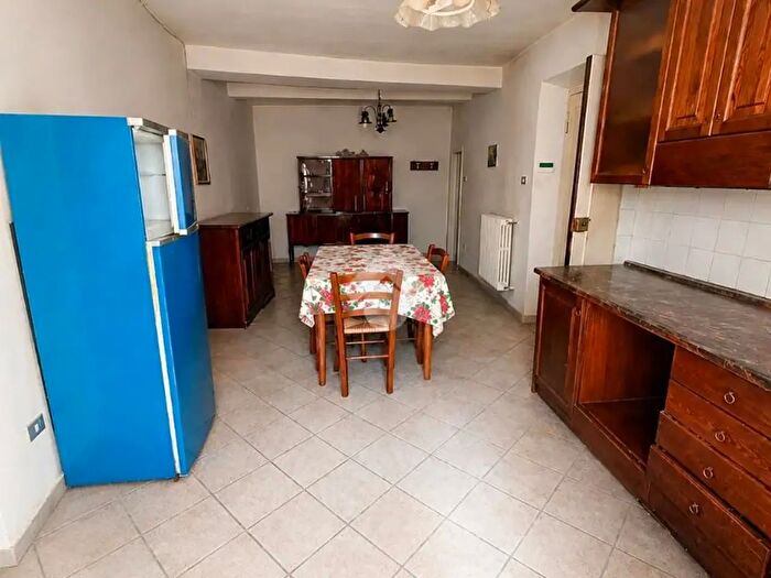 Appartamento bilocale in vendita in Via Poerio, Orte