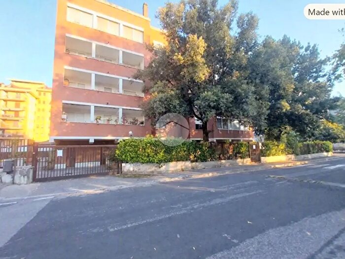 Appartamento quadrilocale in vendita in Viale Portogallo, Frosinone