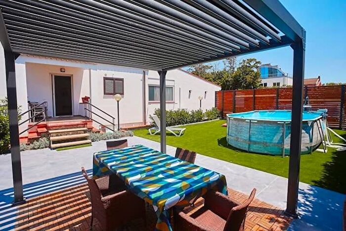 Casa quadrilocale in affitto in Via Giuseppe Lanza di Scalea, Cardillo, Palermo