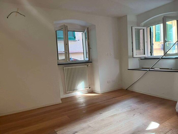 Appartamento bilocale in affitto in vico del Fico, Molo, Genova