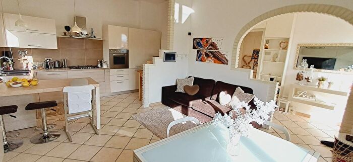 Appartamento trilocale in vendita in Cecina